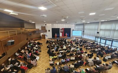 Mobilny punkt EUROPE DIRECT na wiosennych konferencjach dla dyrektorów szkół!